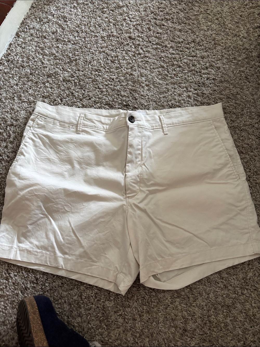 Goodfellow & Co Off-White Cotton Chino Shorts 5”